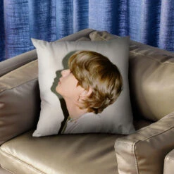 Housse De Coussin 40 X 40 - BTS 11 Housse De Coussin 40 X 40 - BTS -Dessin Animé Vêtements 0e906bee 473f 42db adbf 5fbfe480fe5a 1