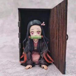 Figurine - Nezuko Avec Sa Boite